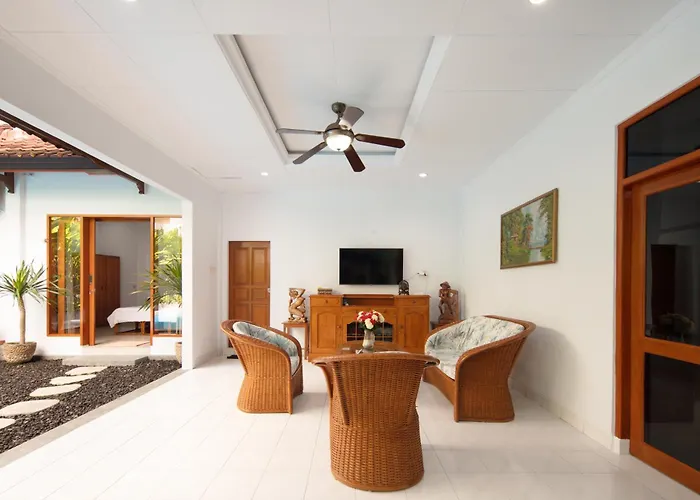 ベッド・アンド・ブレックファスト Hildiman - Two Bedroom Private Pool 4*